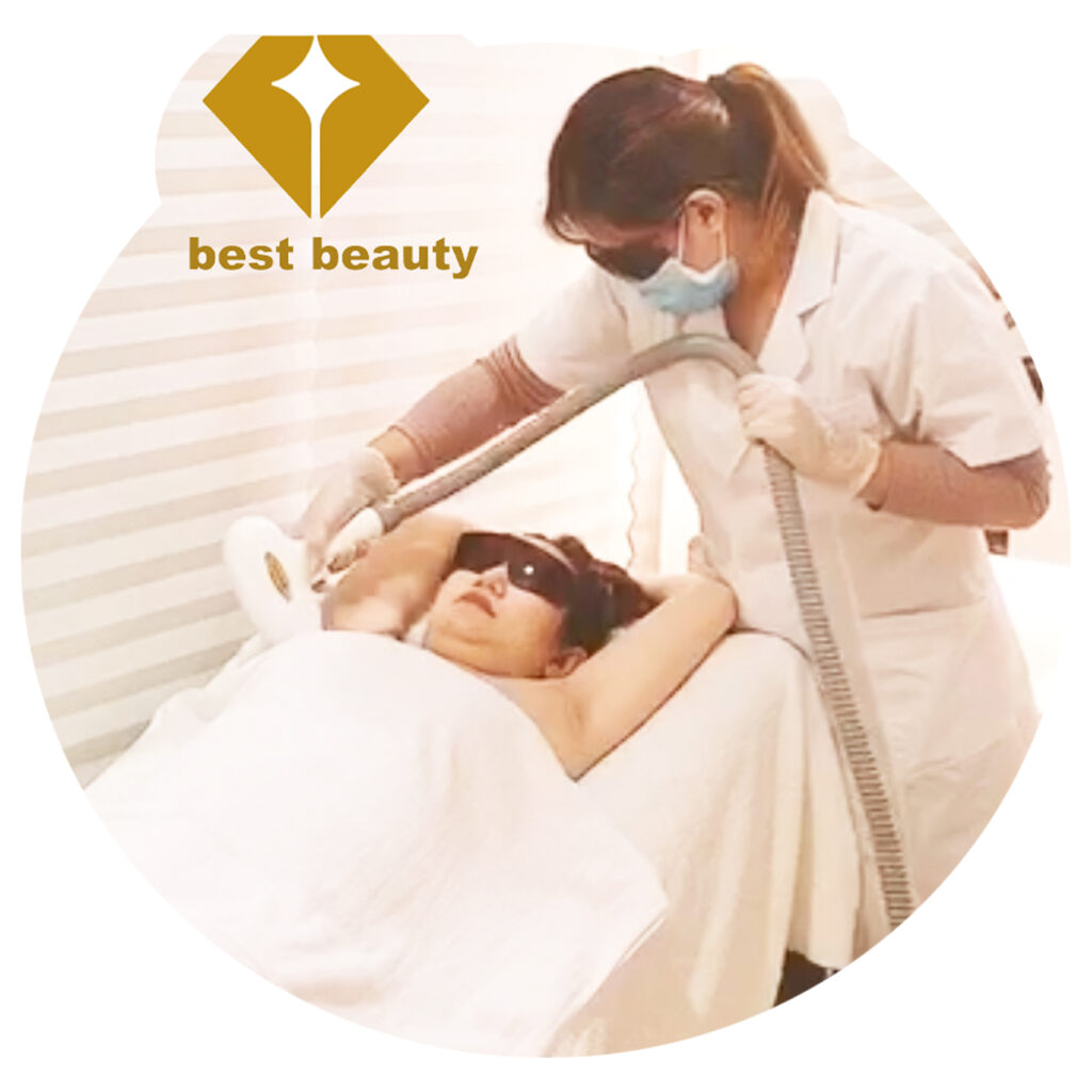 Skilled therapist using diode laser for hair removal